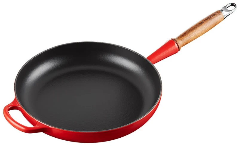 Le Creuset Bratpfanne mit Holzgriff Signature Gusseisen Kirschrot 26 cm
