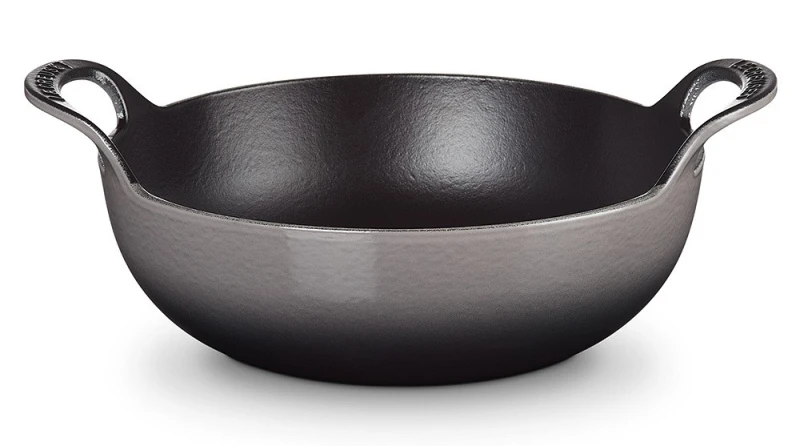 Le Creuset Balti Dish Schmorbräter Gusseisen Flint Grau 24cm
