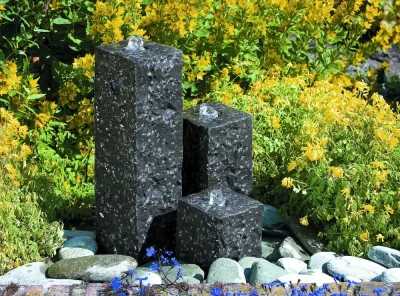 Ubbink AcquaArte Modena Granitsäulen Gartenbrunnen Set LED Springbrunnen