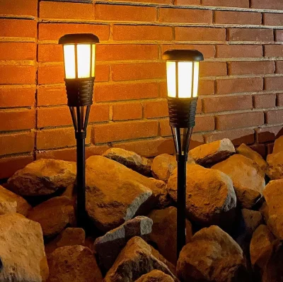 Solar Gartenfackel LED Gartenleuchte 2 Stück Schwarz Solarleuchte Flackernd 61cm