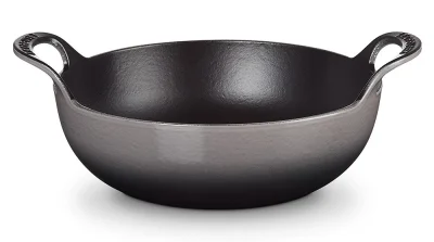 Le Creuset Balti Dish Schmorbräter Gusseisen Flint Grau 24cm