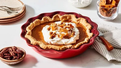 Le Creuset Pie-Form Kuchenform Steinzeug Kirschrot 23cm